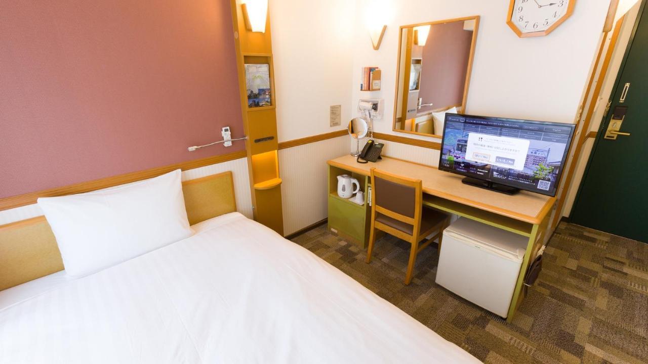 Toyoko Yokohama Sakuragicho 3*
