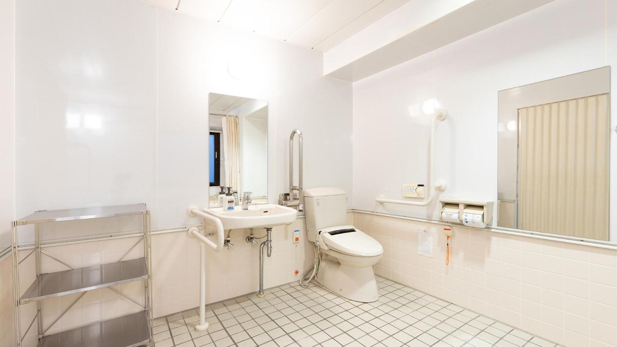 Toyoko Yokohama Sakuragicho 3*